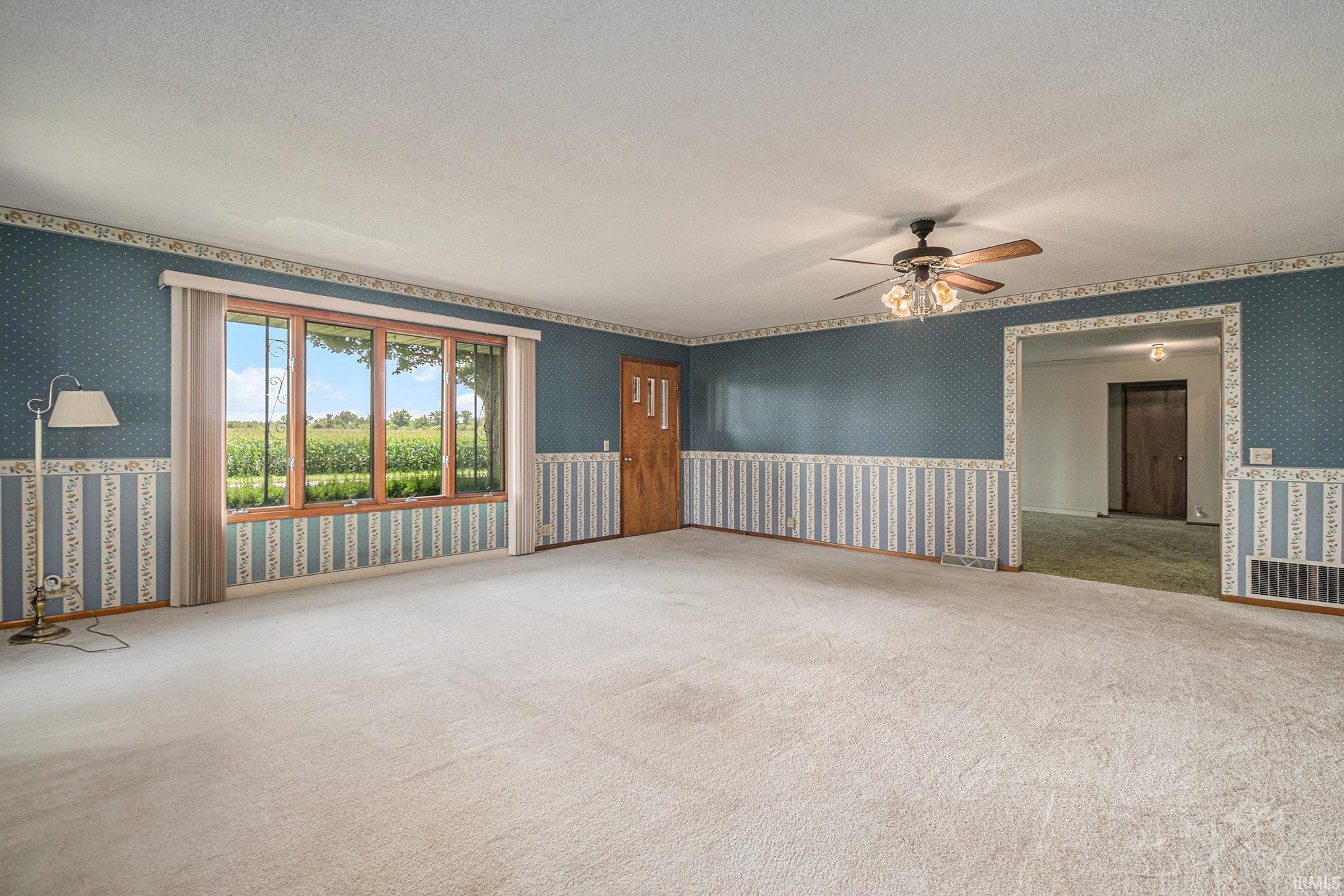 29191 Osborne Road North Liberty, IN 46554 - Photo 5 of 36