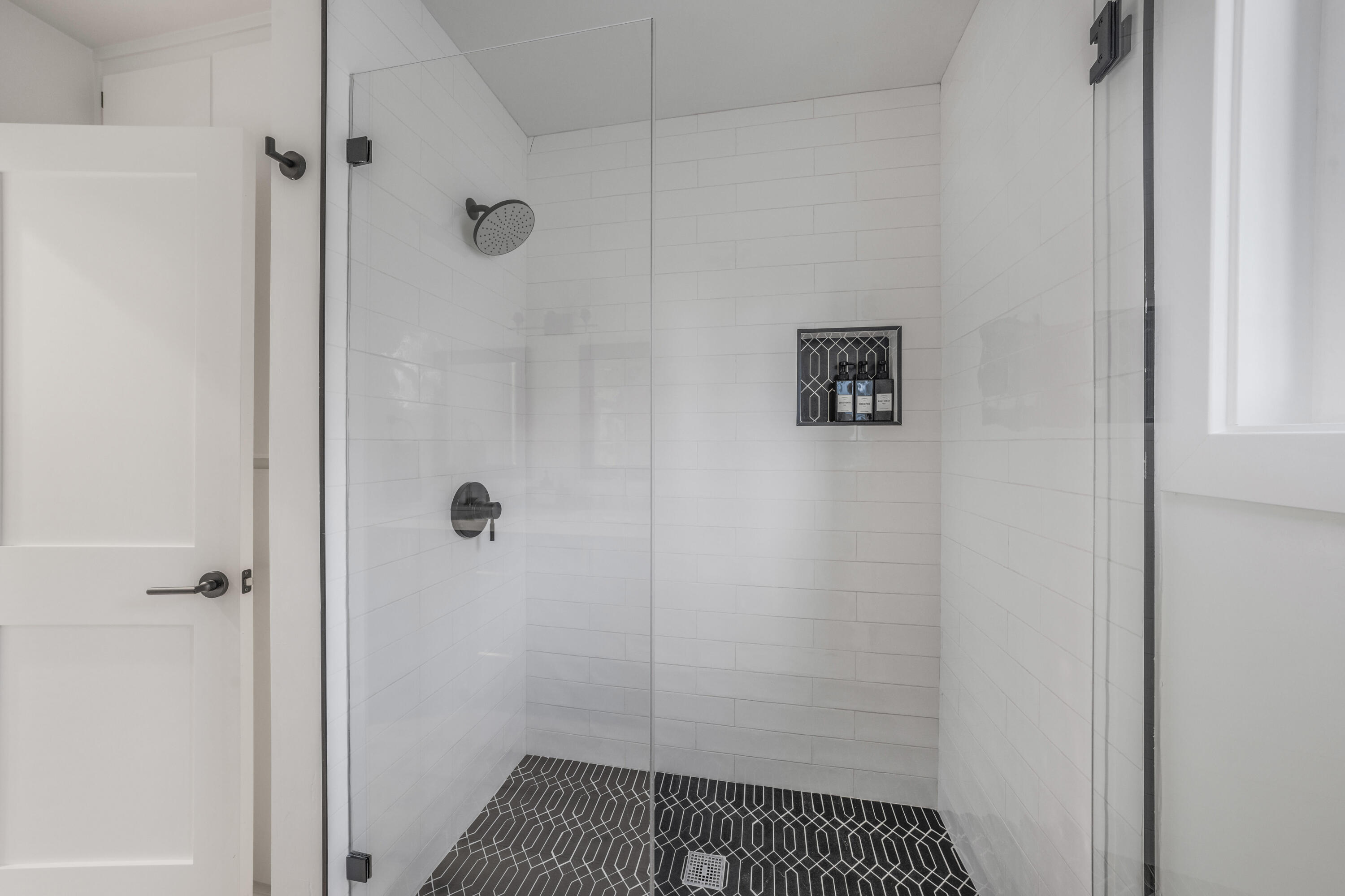 7030 Shepard Mesa Road Carpinteria, CA 93013 - Photo 27 of 31 27