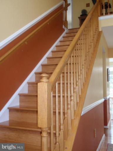 1755 Algonquin Road Frederick, MD 21701 - Photo 16 of 30 Staircase