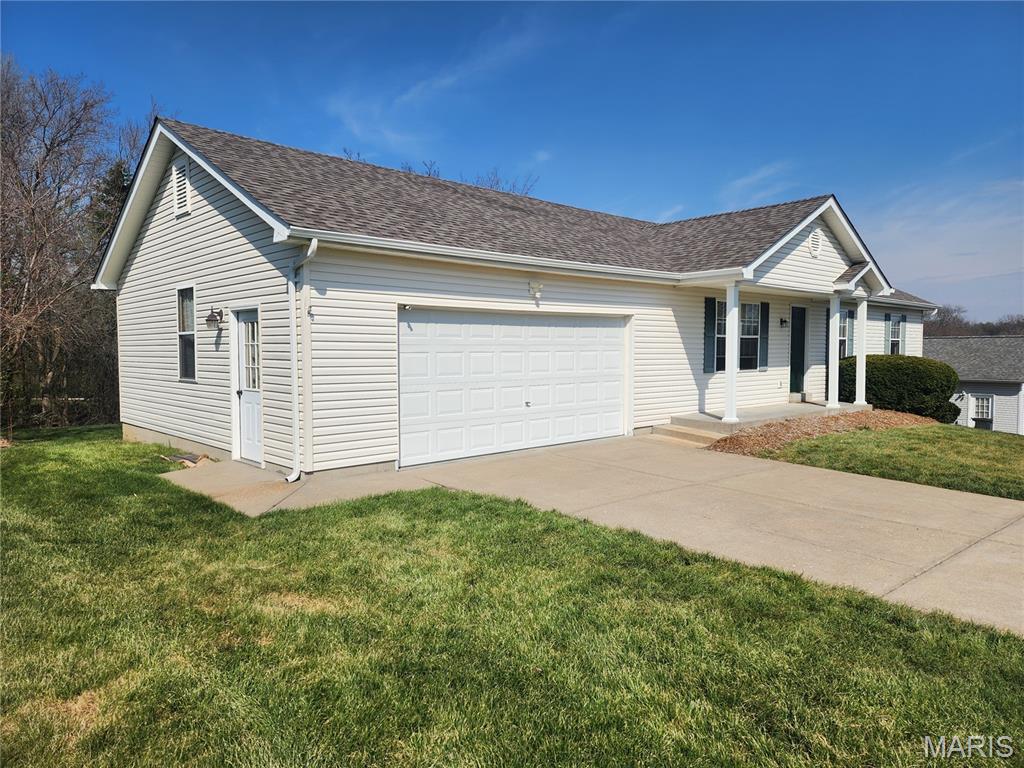 379 Martin Field Court Villa Ridge, MO 63089 - Photo 3 of 8