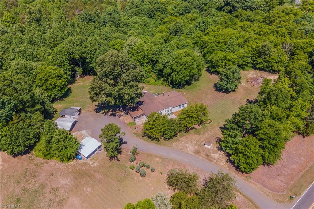 255 Hepler Road Mocksville, NC 27028 - Photo 4 of 42