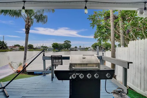 $3,800 | 5434 Southwest 25th Avenue, Dania Beach, FL 33312