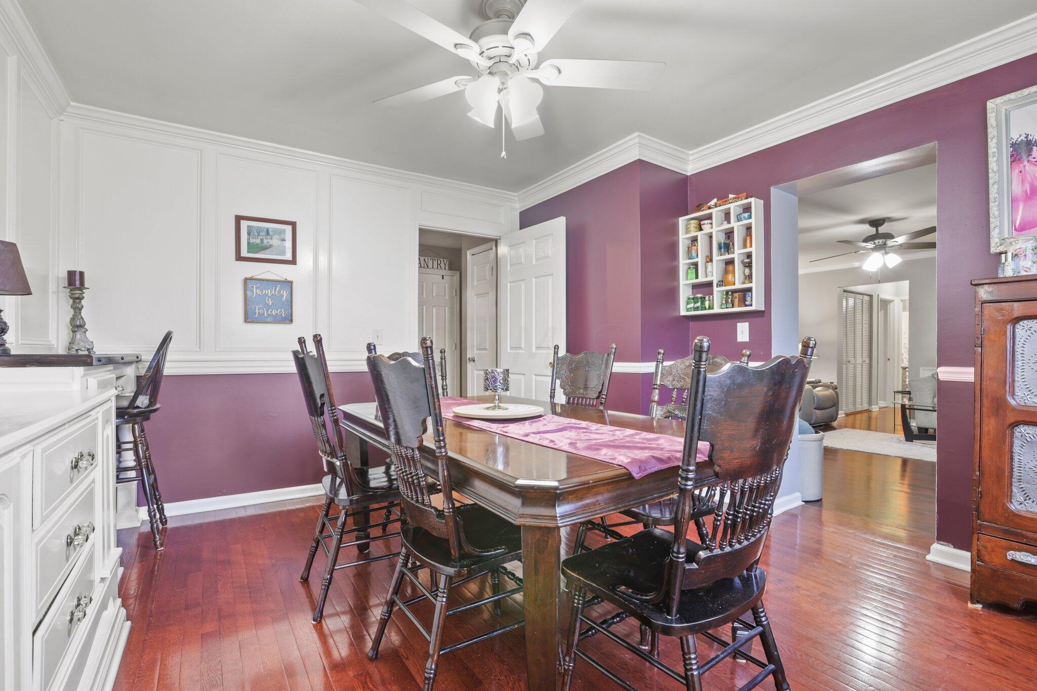 5575 Broadview Road Columbus, OH 43230 - Photo 31 of 66 Dining Room
