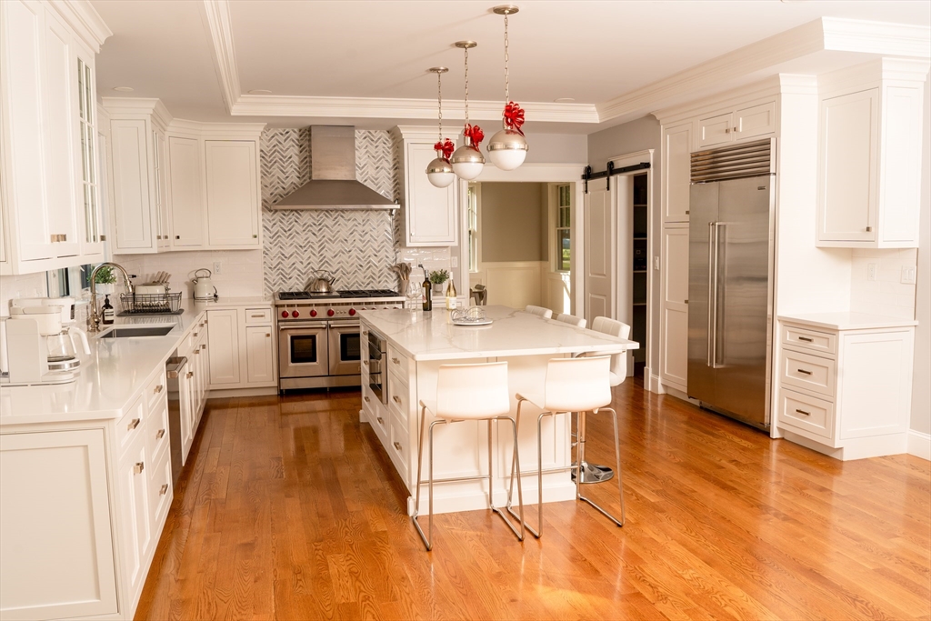 186 Ridge Street Winchester, MA 01890 - Photo 8 of 24