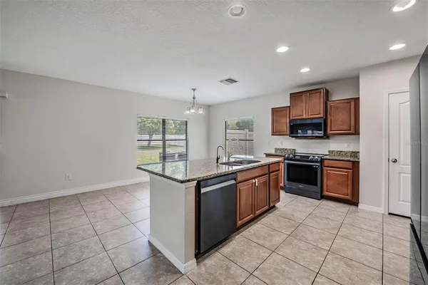 $3,200 | 14336 Haddon Mist Drive, Wimauma, FL 33598
