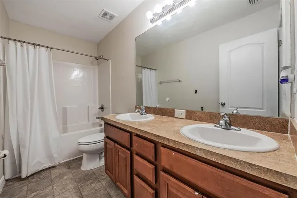 $3,200 | 14336 Haddon Mist Drive, Wimauma, FL 33598