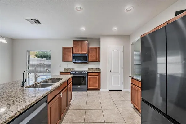 $3,200 | 14336 Haddon Mist Drive, Wimauma, FL 33598