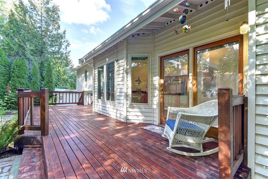 23528 22nd Avenue Southeast Bothell, WA 98021 - Photo 21 of 25