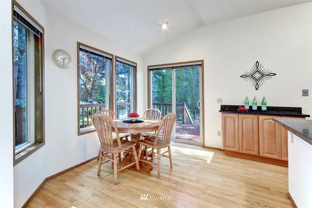 23528 22nd Avenue Southeast Bothell, WA 98021 - Photo 8 of 25