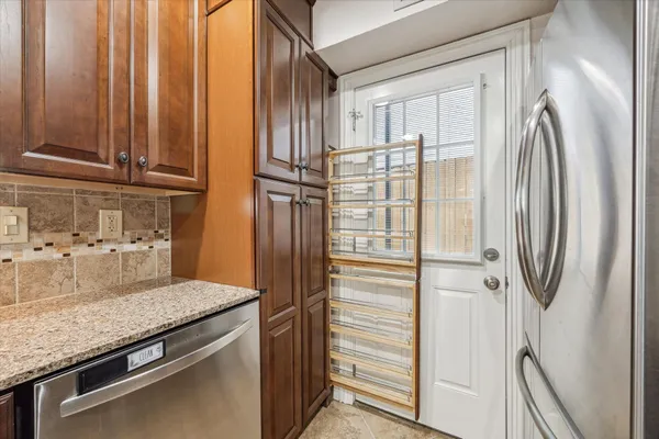 $244,900 | 3535 East NASA Parkway, Unit 107, Seabrook, TX 77586