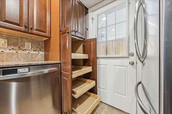 $244,900 | 3535 East NASA Parkway, Unit 107, Seabrook, TX 77586