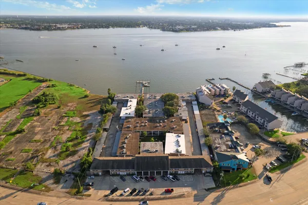 $244,900 | 3535 East NASA Parkway, Unit 107, Seabrook, TX 77586