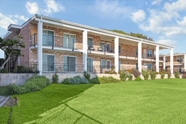 $244,900 | 3535 East NASA Parkway, Unit 107, Seabrook, TX 77586