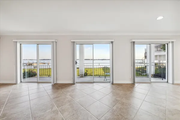 $244,900 | 3535 East NASA Parkway, Unit 107, Seabrook, TX 77586