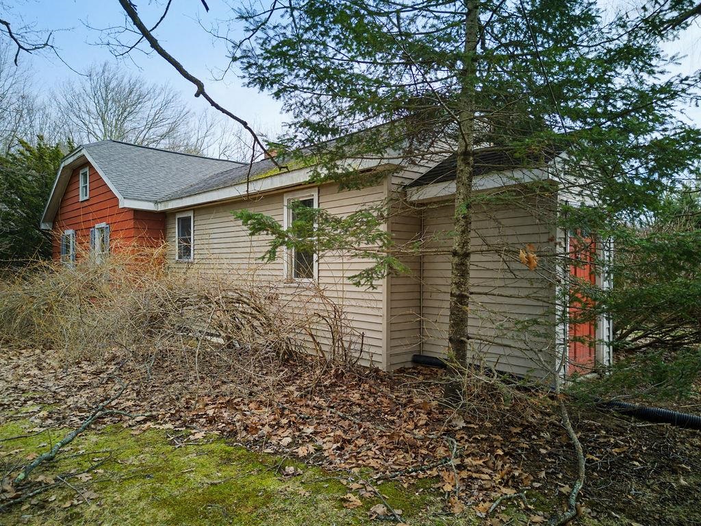 767 Salmon Falls Road Rochester, NH 03868 - Photo 4 of 49