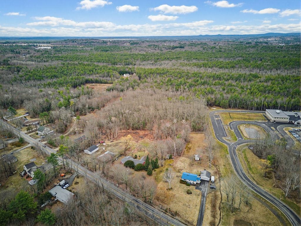 767 Salmon Falls Road Rochester, NH 03868 - Photo 10 of 49