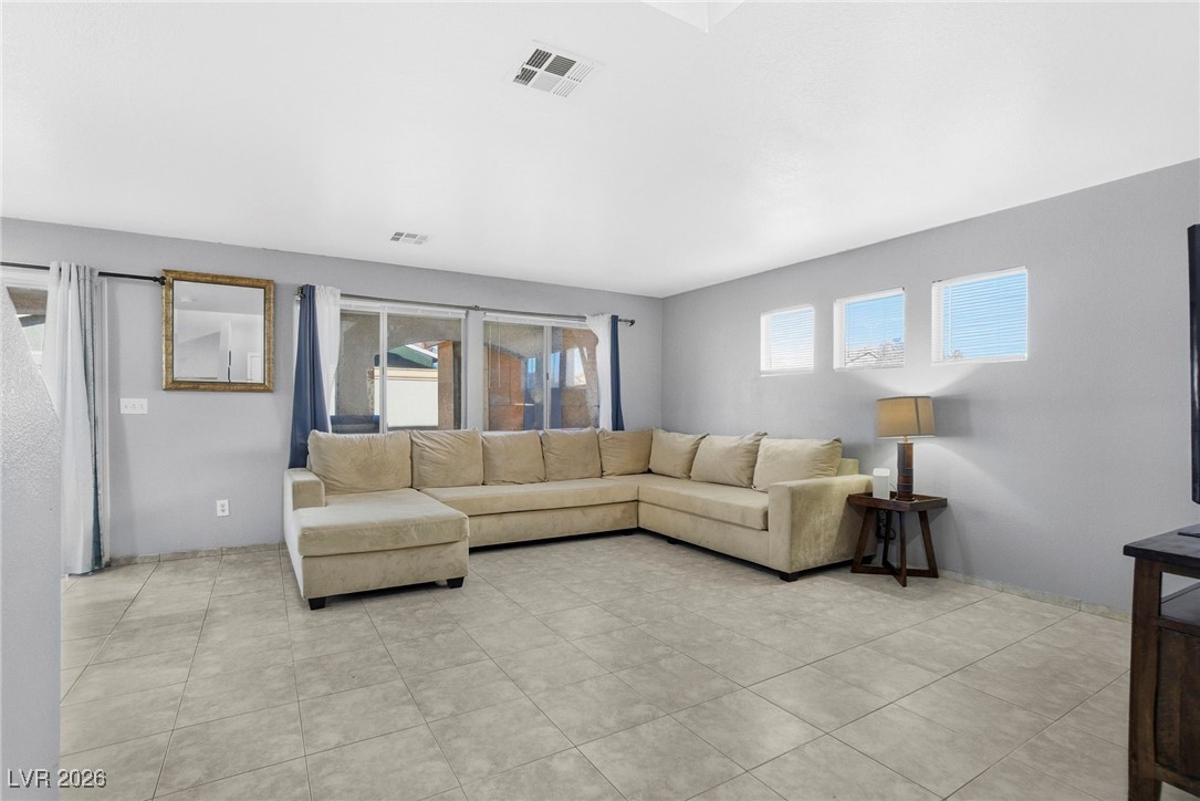 3750 Trellis View Avenue Las Vegas, NV 89115 - Photo 5 of 35