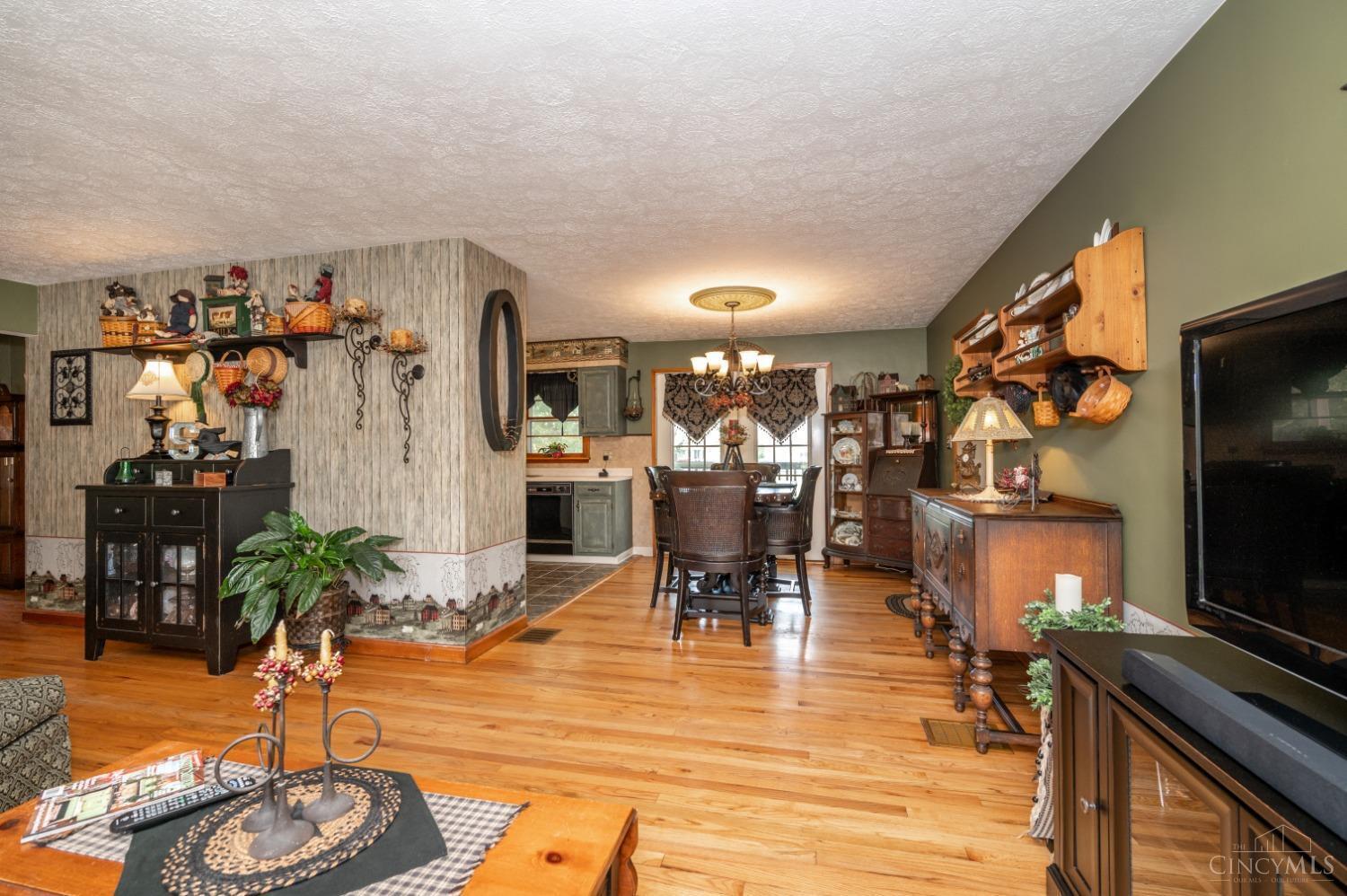 5003 Rockdale Road Hamilton, OH 45011 - Photo 8 of 43 Gallery Image 8