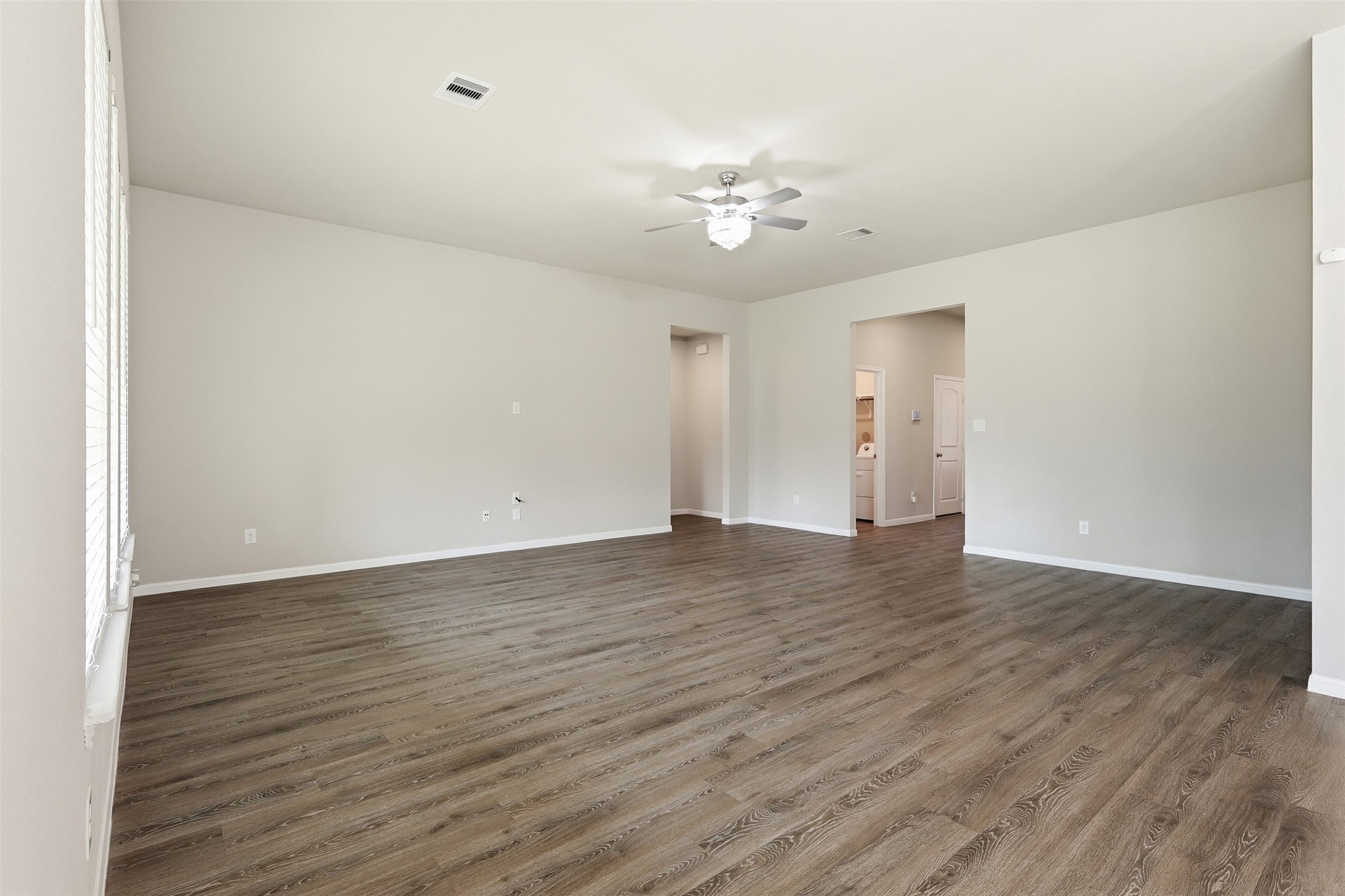 6422 Rolling Hills Road Conroe, TX 77303 - Photo 9 of 43