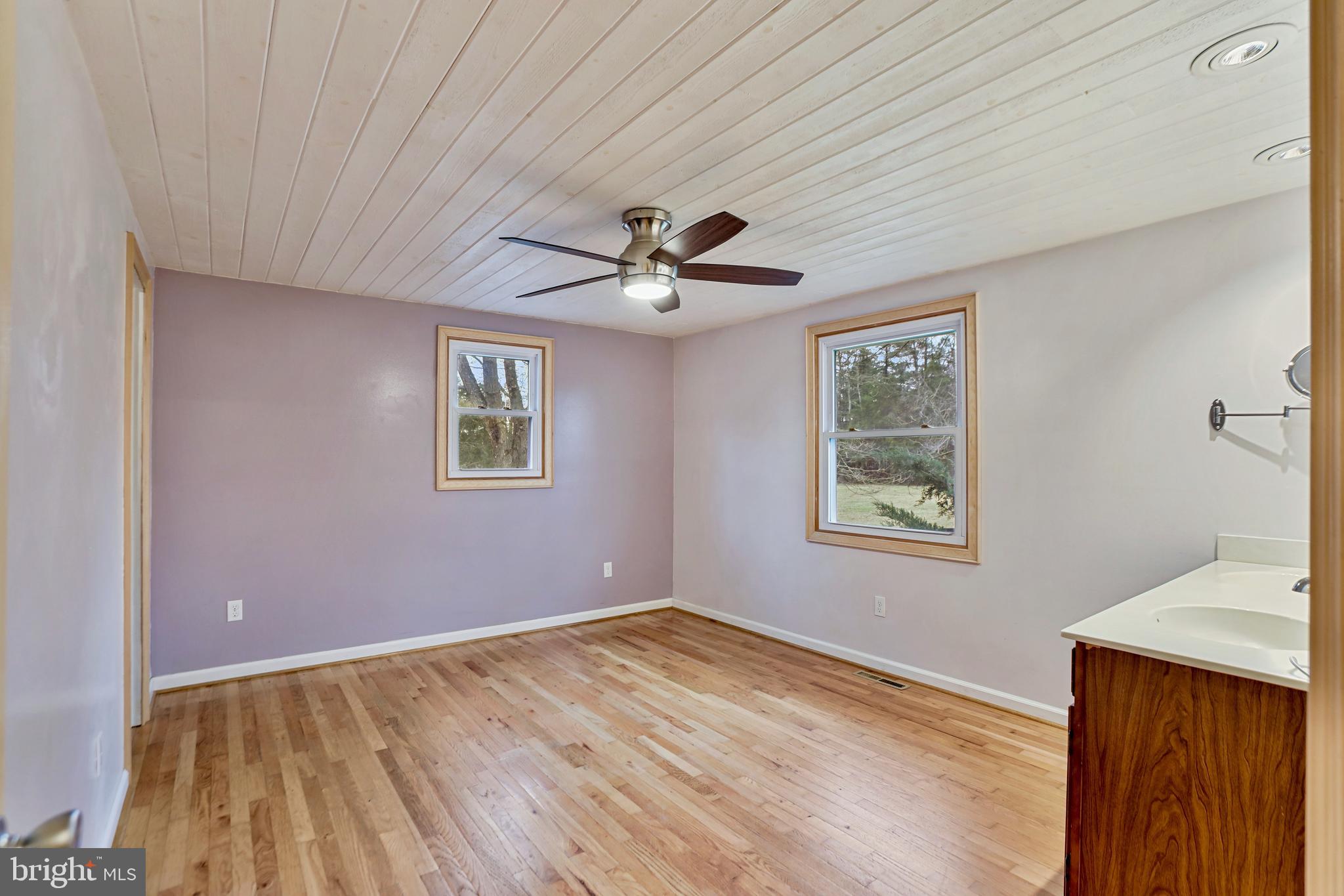 39362 Rickard Road Lovettsville, VA 20180 - Photo 13 of 38