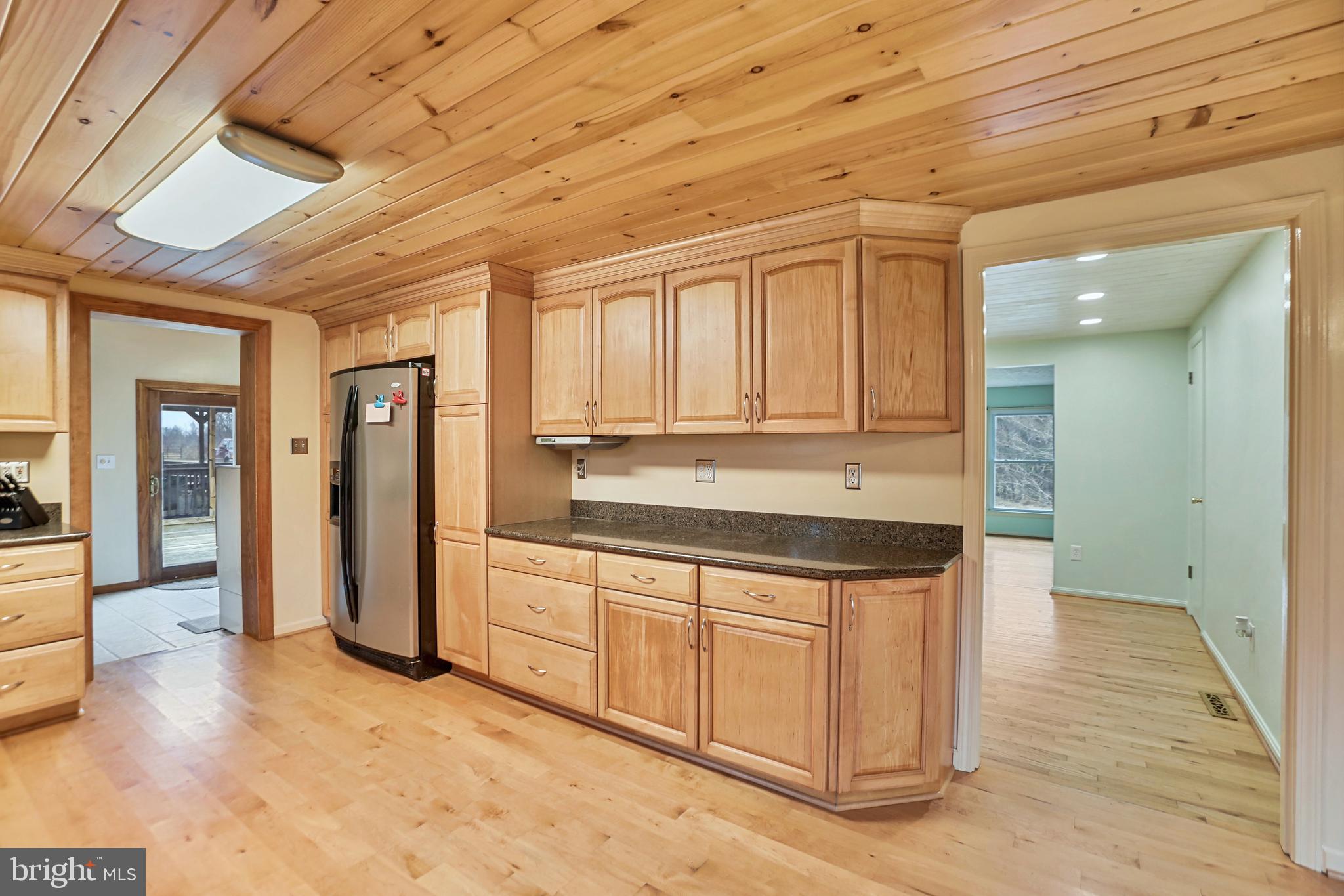 39362 Rickard Road Lovettsville, VA 20180 - Photo 6 of 38