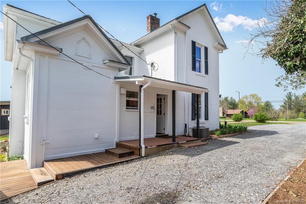 1367 Webster Road Sylva, NC 28779 - Photo 29 of 38 Gallery Image 29