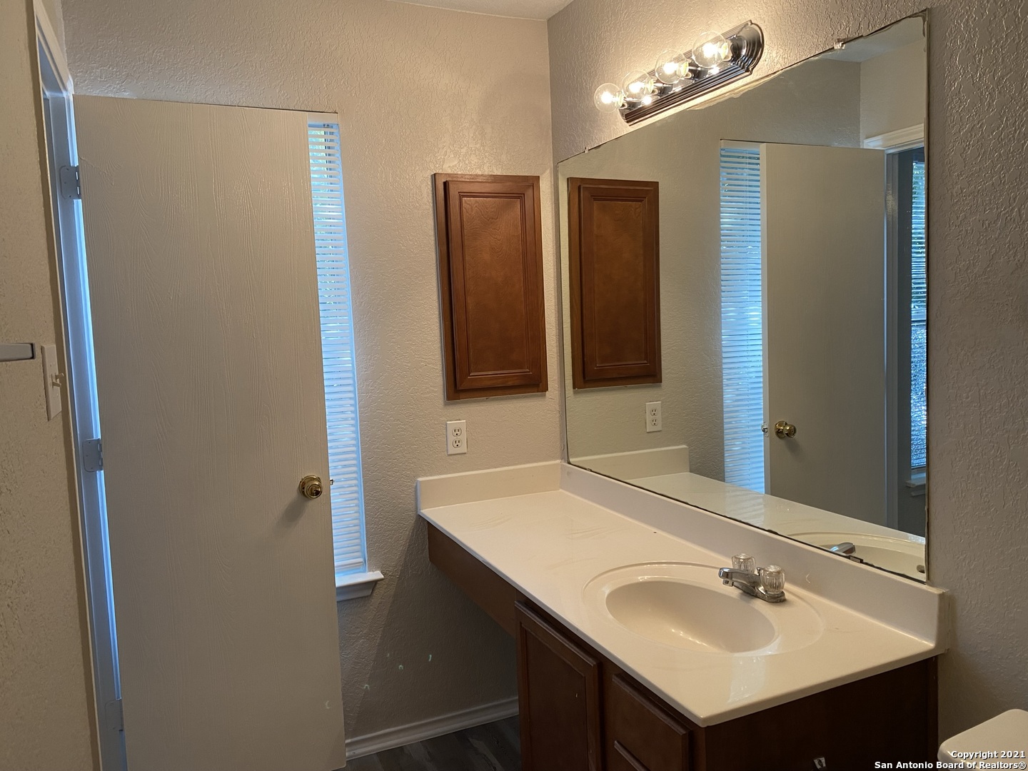 511 Mathis Meadow San Antonio, TX 78251 - Photo 12 of 13