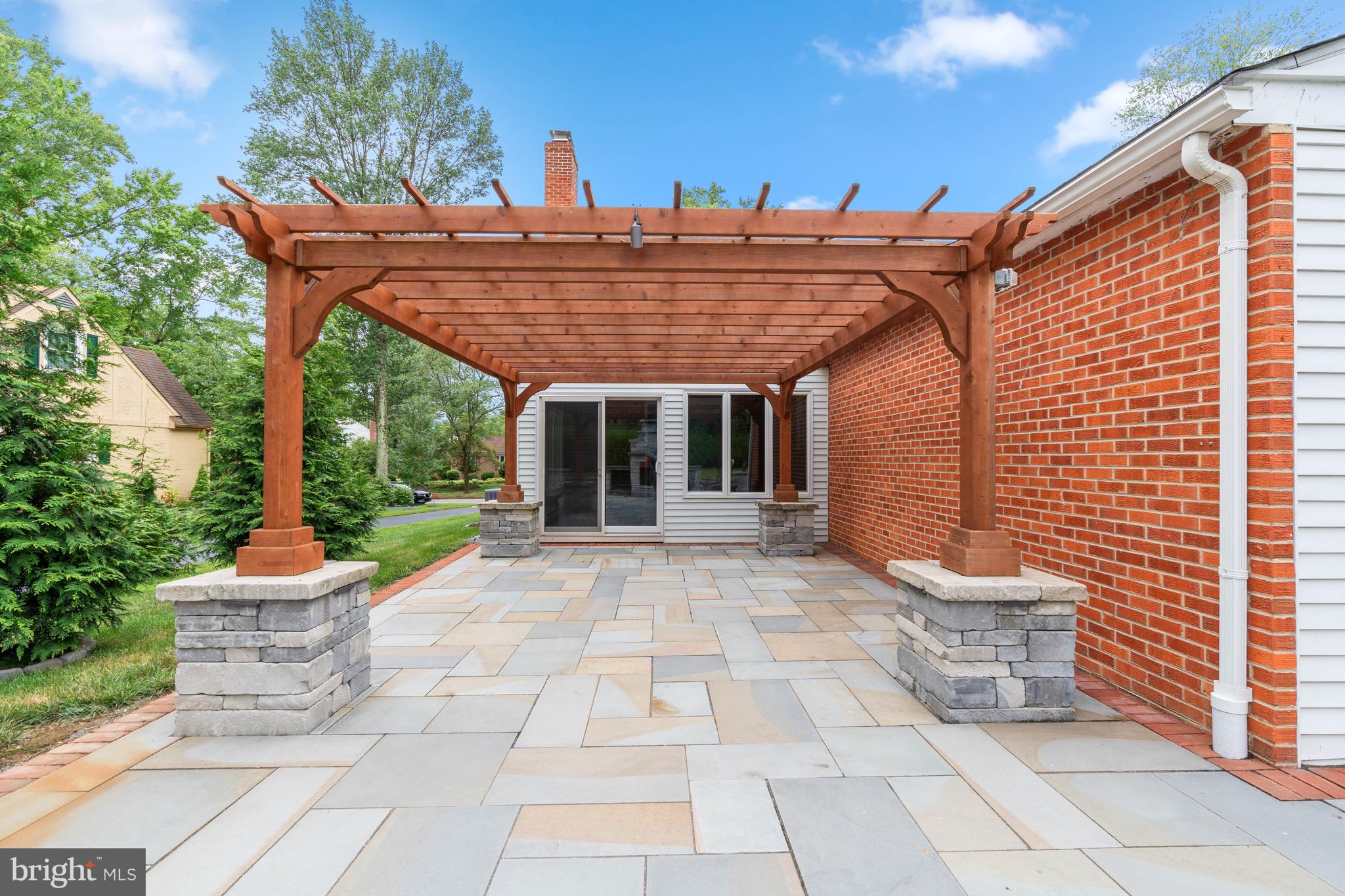 604 Kilburn Road Wilmington, DE 19803 - Photo 23 of 54 Pergola into sunroom