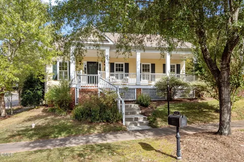 $639,000 | 212 Old Barn Lane, Chapel Hill, NC 27517