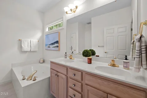 $639,000 | 212 Old Barn Lane, Chapel Hill, NC 27517