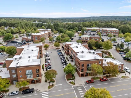 $639,000 | 212 Old Barn Lane, Chapel Hill, NC 27517