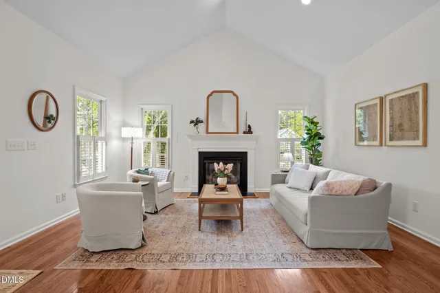 $639,000 | 212 Old Barn Lane, Chapel Hill, NC 27517