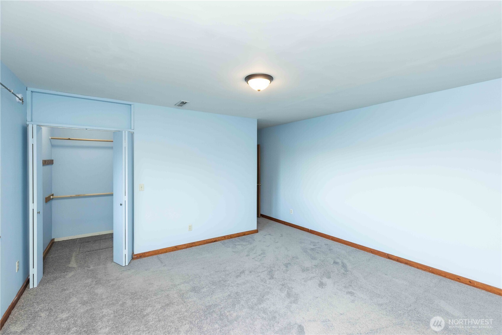 4808 Charmont Lane Northeast Bremerton, WA 98310 - Photo 30 of 38