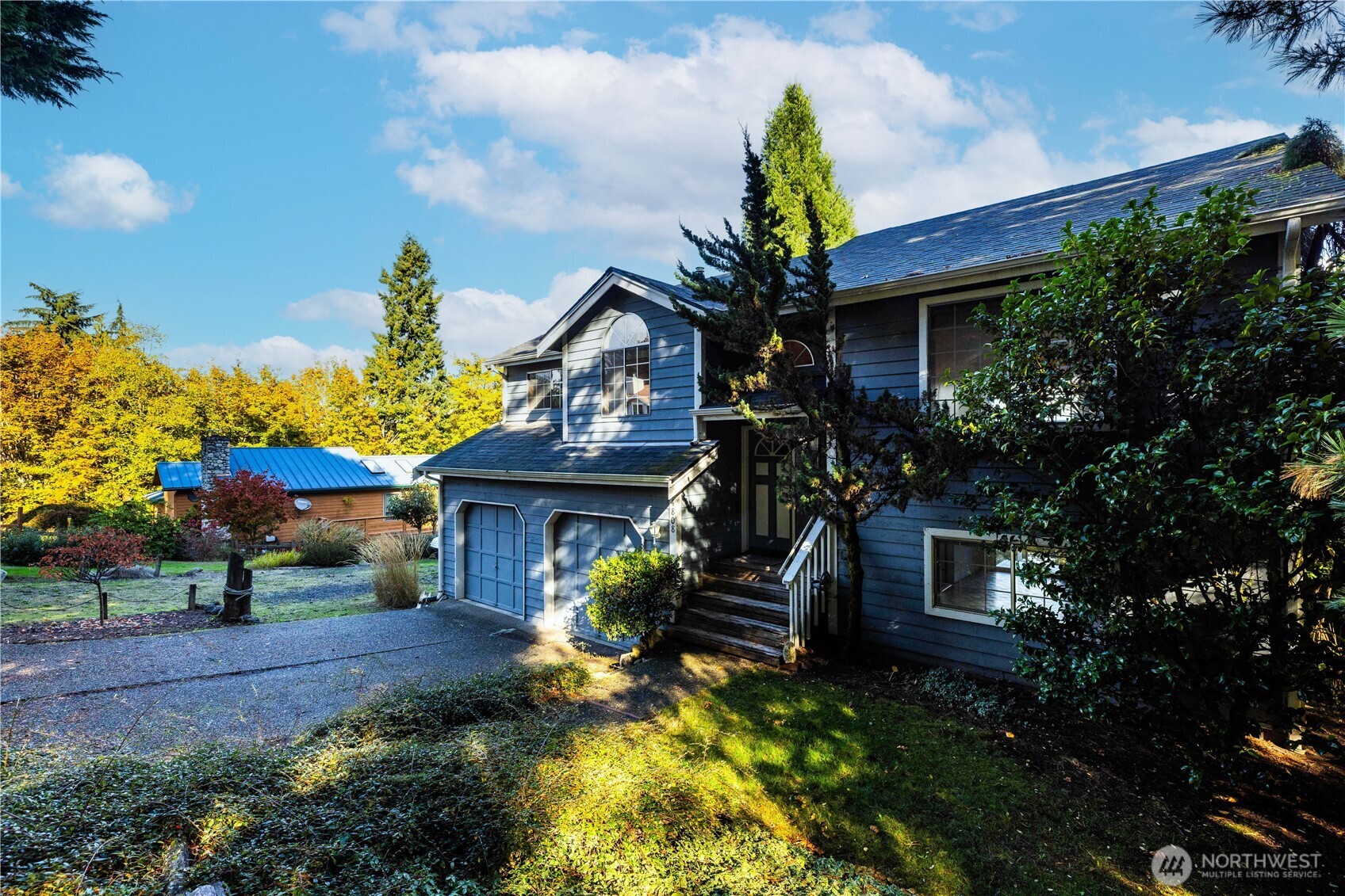 4808 Charmont Lane Northeast Bremerton, WA 98310 - Photo 3 of 38