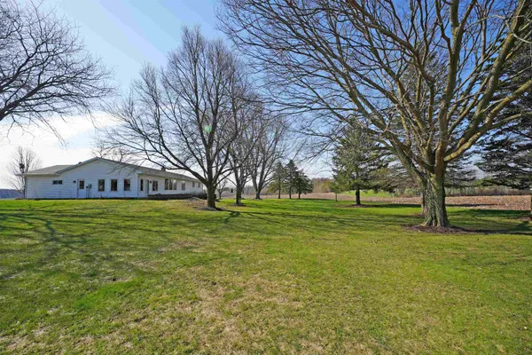 $649,900 | 18918 Cth T, Denmark, WI 54208