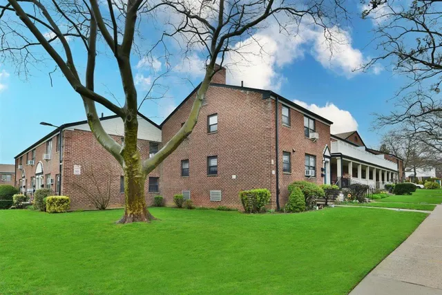 $339,000 | 196-65 69th Avenue, Unit 1 | Fresh Meadows