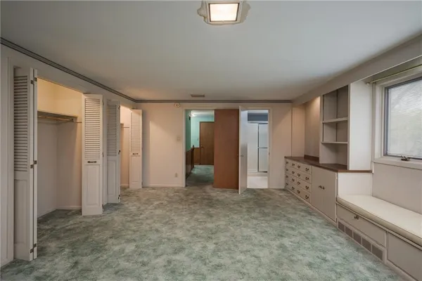 $900,000 | 1900 West 70th Street, Mission Hills, KS 66208