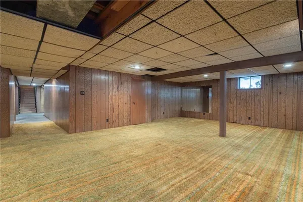 $900,000 | 1900 West 70th Street, Mission Hills, KS 66208