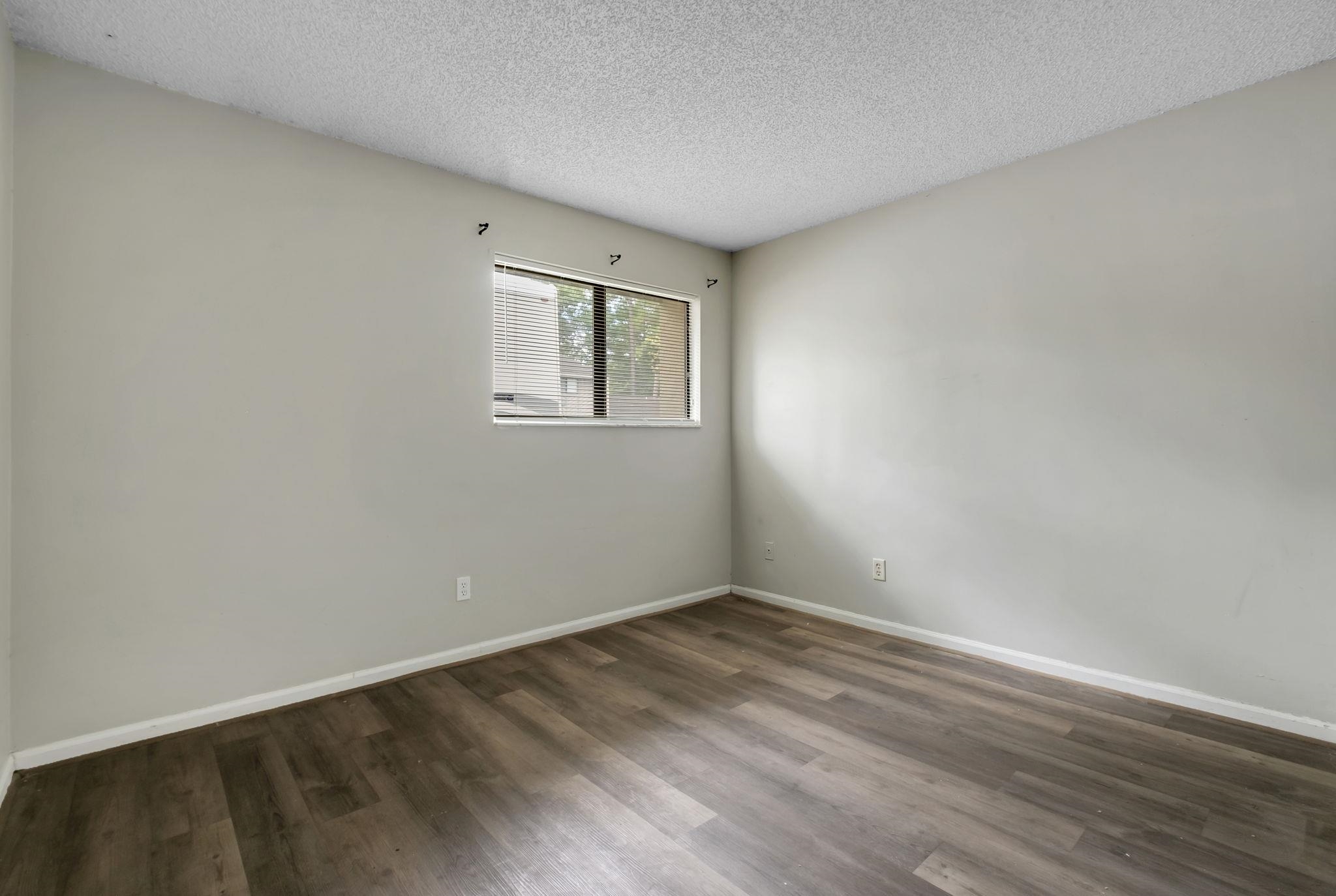 1571 Stone Road, Unit 11B Tallahassee, FL 32303 - Photo 19 of 28