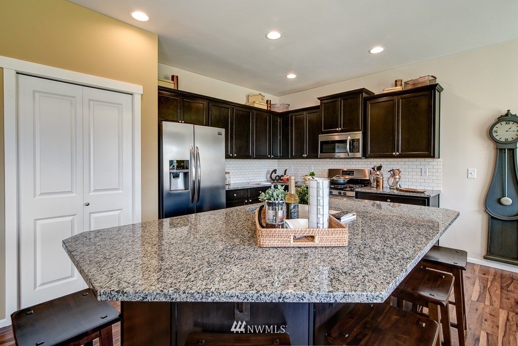 17801 Mill Valley Road, Unit 277 Granite Falls, WA 98252 - Photo 3 of 16 Gallery Image 3