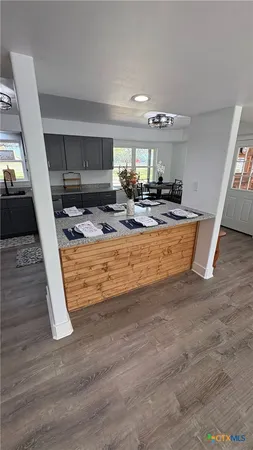 $618,000 | 264 Live Oak Drive, Inez, TX 77968