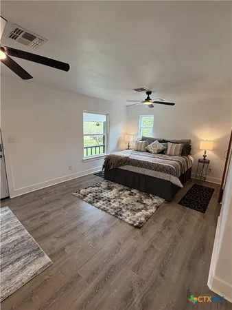 $618,000 | 264 Live Oak Drive, Inez, TX 77968