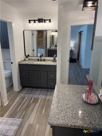 $618,000 | 264 Live Oak Drive, Inez, TX 77968