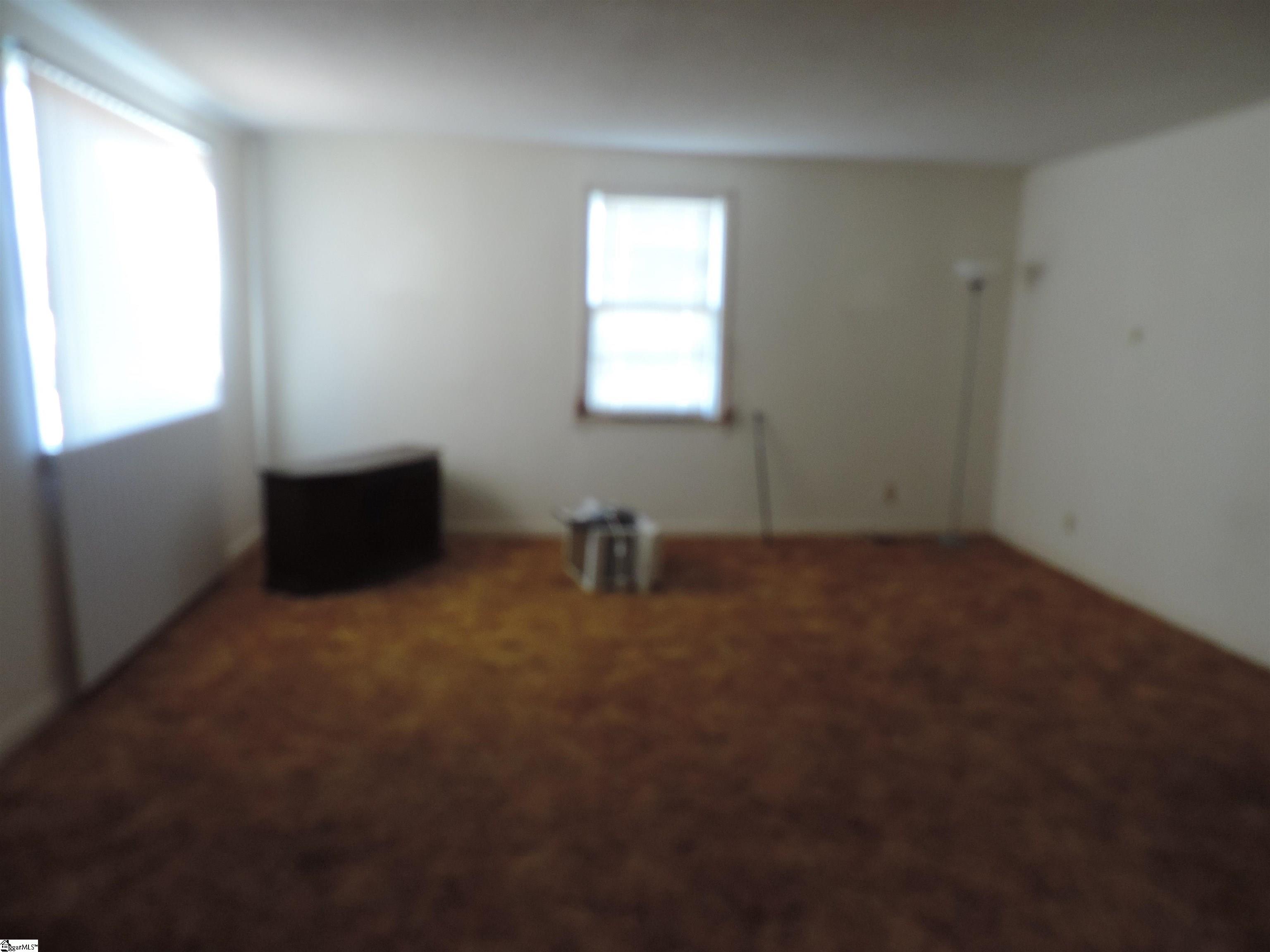 225 South Boyce Street Union, SC 29379 - Photo 8 of 14