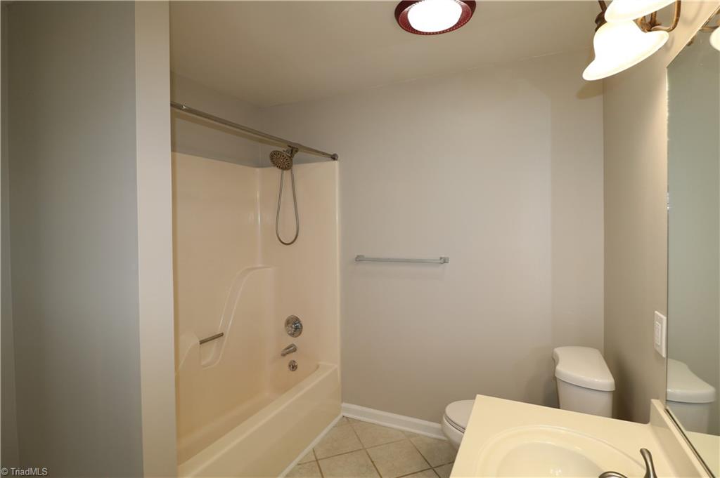 8193 Steeplechase Circle Clemmons, NC 27012 - Photo 16 of 25