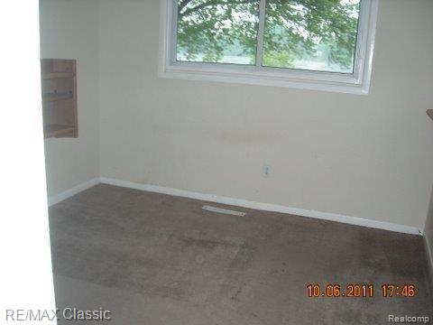 3241 Ripple Way White Lake, MI 48383 - Photo 9 of 9 Ripple Way 3241 6-10-11 tt (6).JPG
