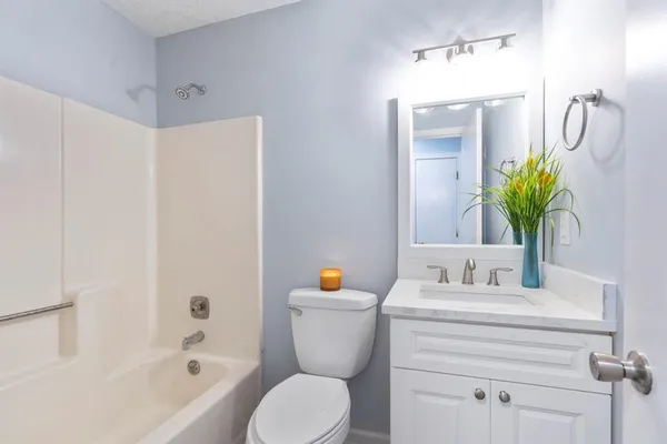 $1,800 | 1213 Hanover Place, Alpharetta, GA 30009