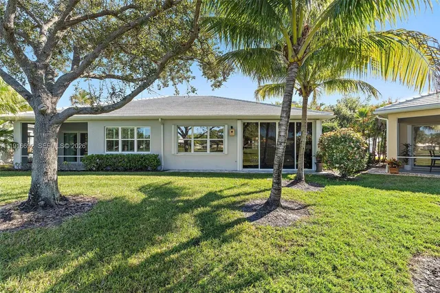 $475,000 | 1832 Southwest Willowbend Lane, Palm City, FL 34990