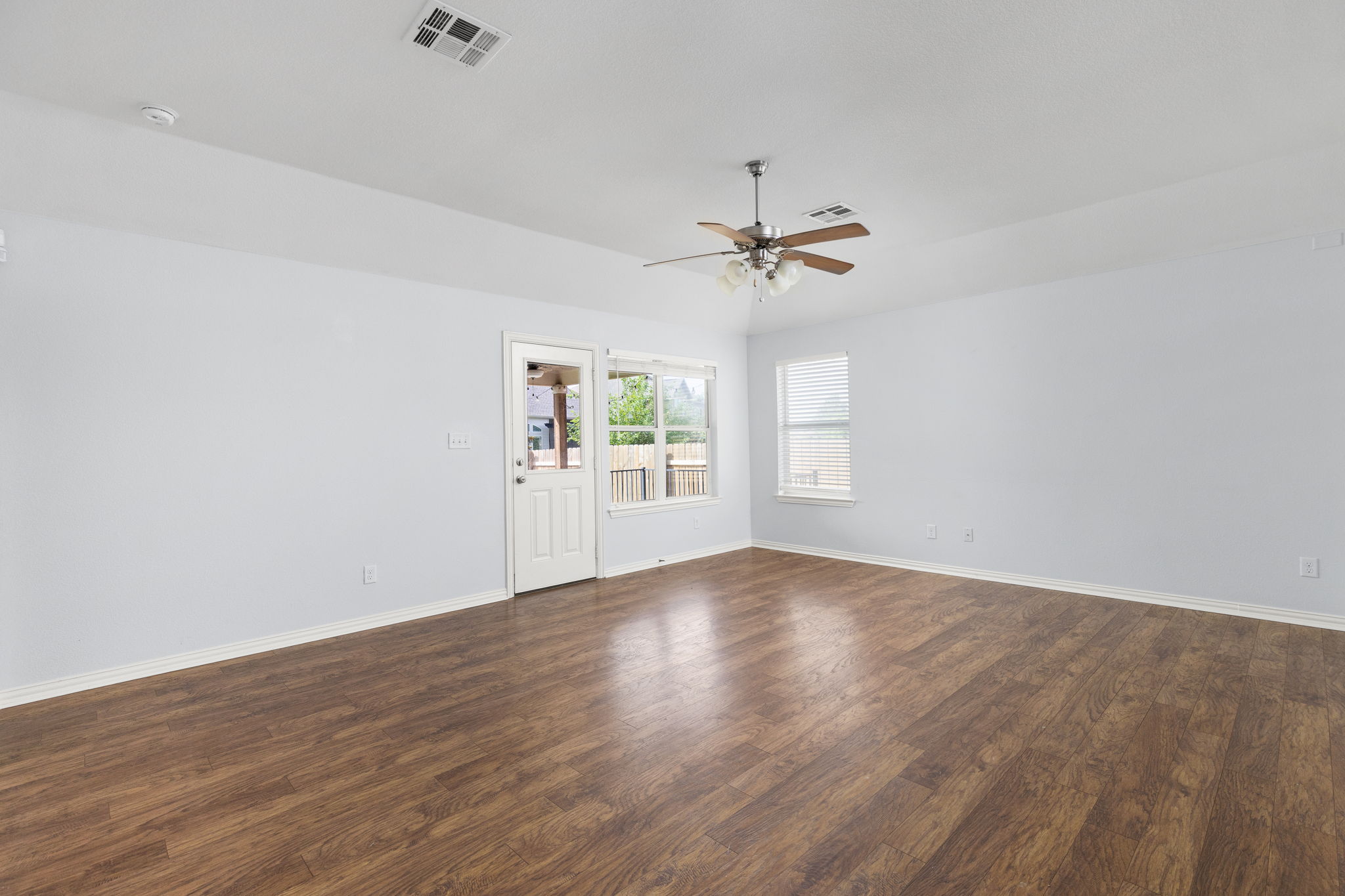 3900 Brean Down Road Pflugerville, TX 78660 - Photo 9 of 35