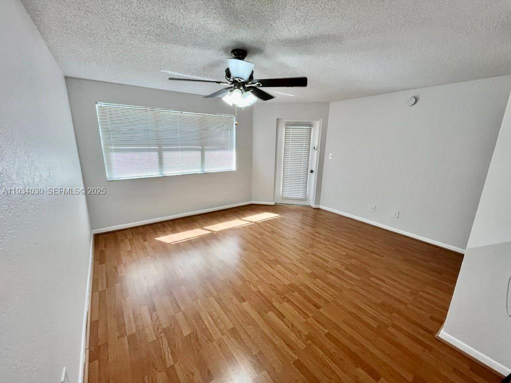 540 South Park Road, Unit 2129 Hollywood, FL 33021 - Photo 4 of 9